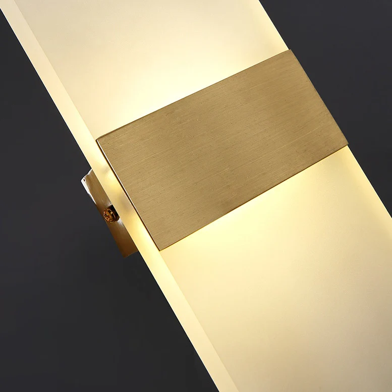 Wall Lamp Gold - Image 2
