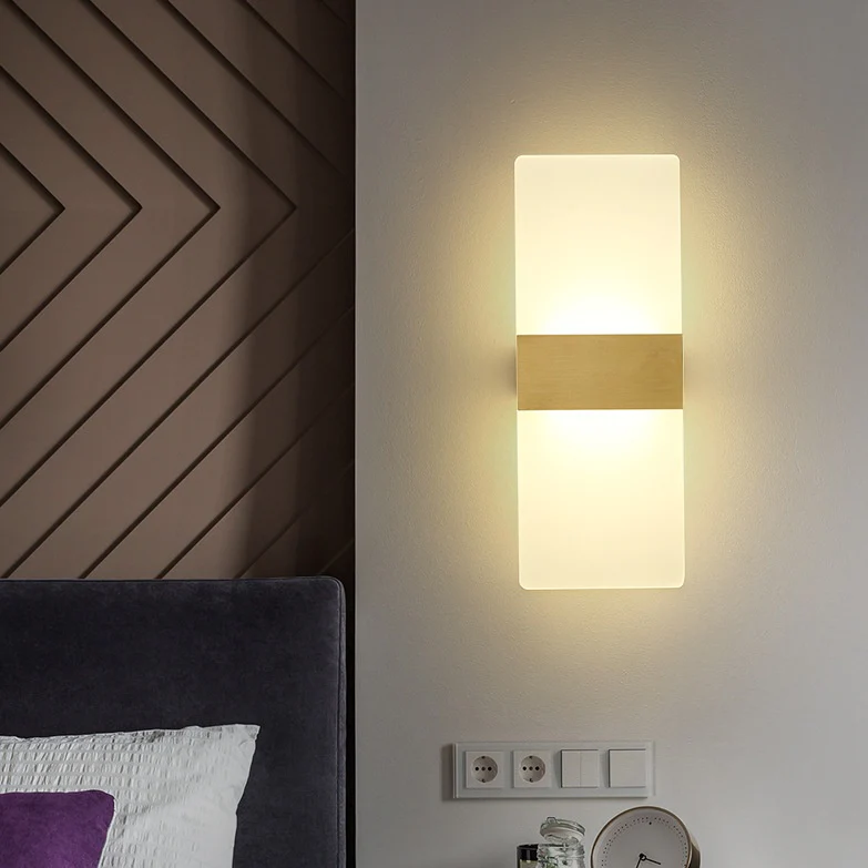 Wall Lamp Gold - Image 4