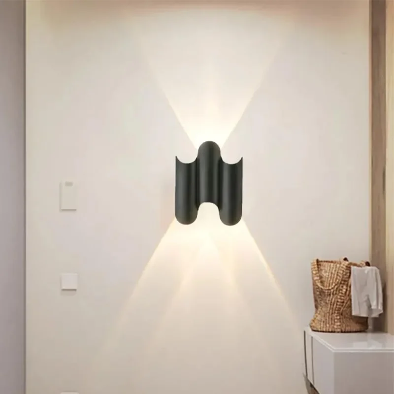 Wall Lamp - Image 2